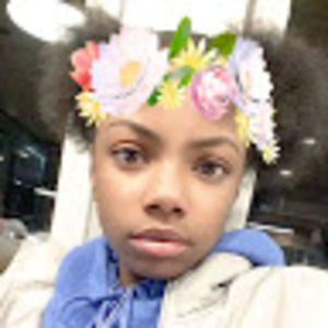 Meet your Posher, Leanna